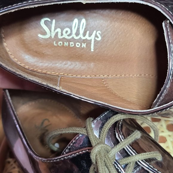 Shellys London - Picture 4 of 4